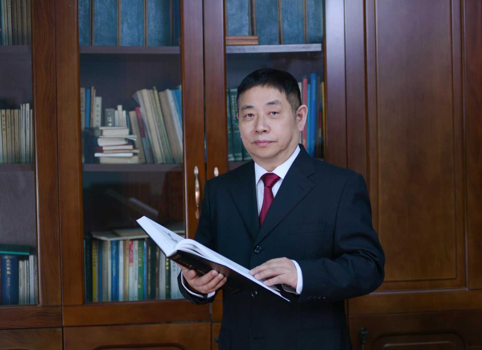 何舜平當(dāng)選中國科學(xué)院院士